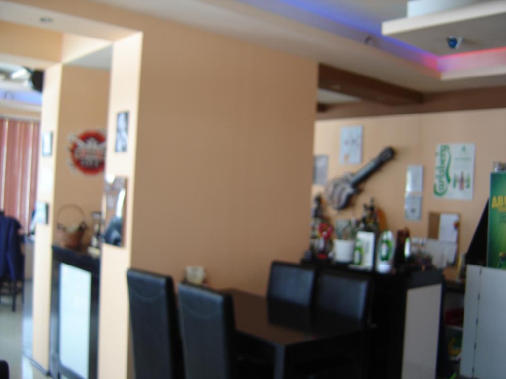 Central Park Family Hotel Каварна Экстерьер фото