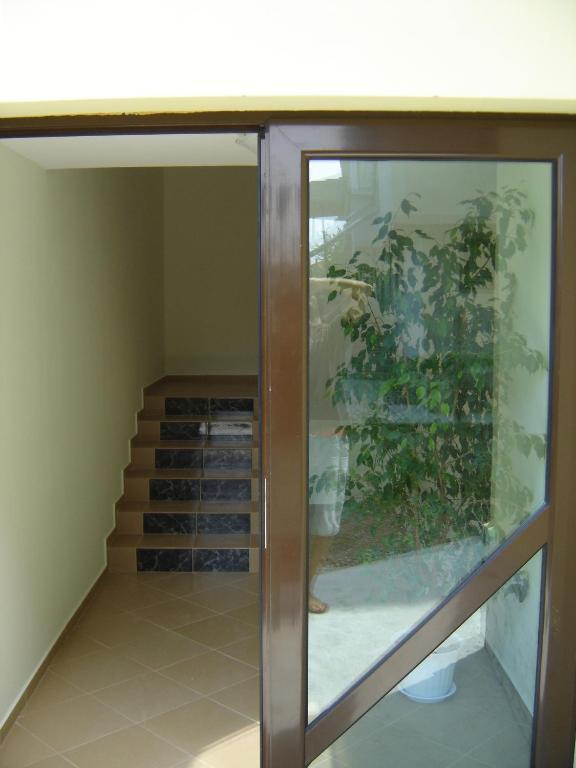 Central Park Family Hotel Каварна Экстерьер фото